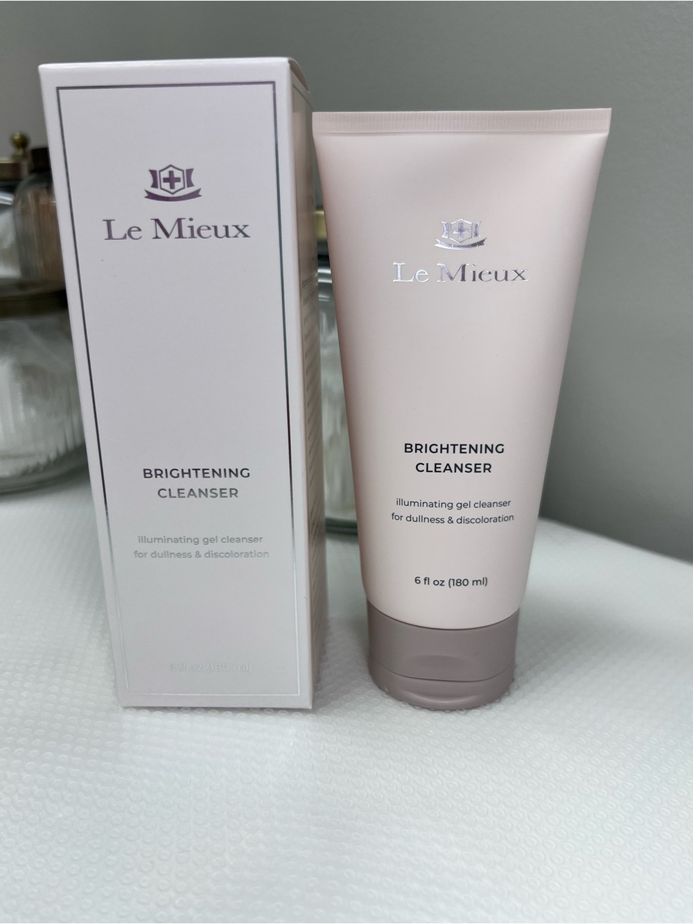Le Mieux Brightening Cleanser, NWT